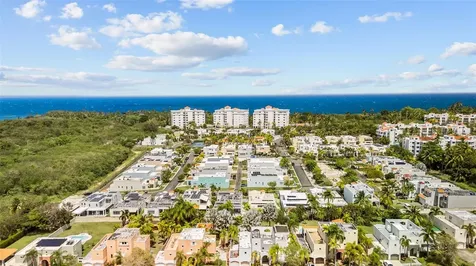 Jasper St. Treasure Point Vega Alta PR 00692