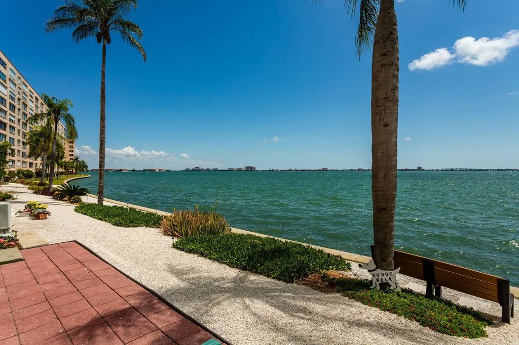 5960 30th Avenue S Gulfport FL 33707