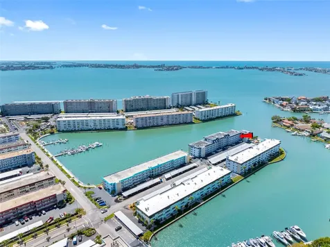 5960 30th Avenue S Gulfport FL 33707