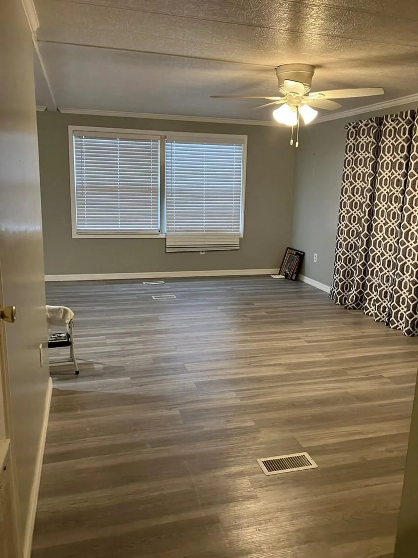1305 Mohawk Circle Tavares FL 32778