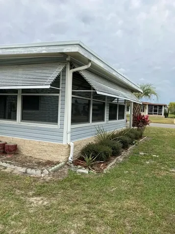 1305 Mohawk Circle Tavares FL 32778