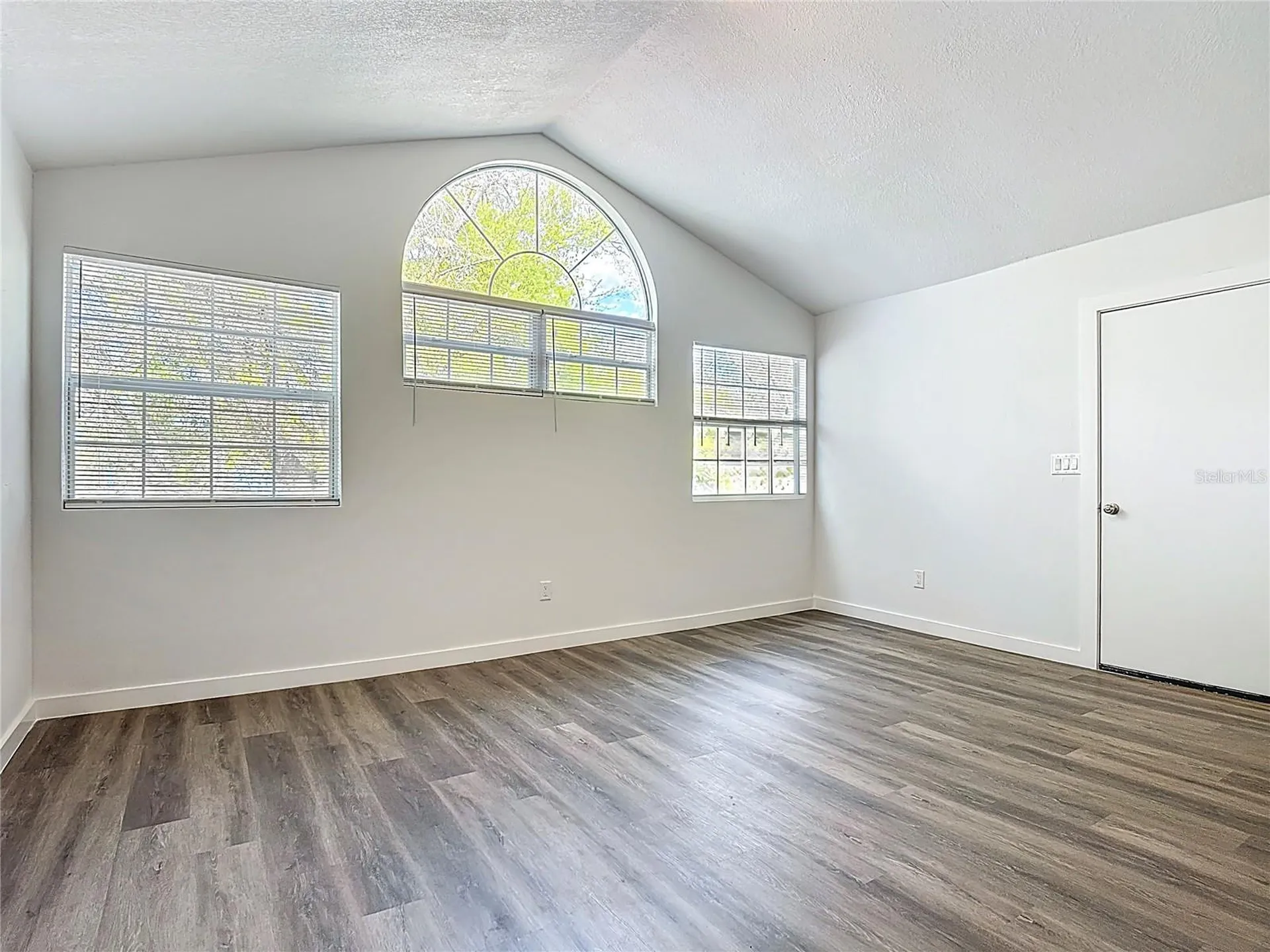2717 N Poinciana Boulevard Kissimmee FL 34746