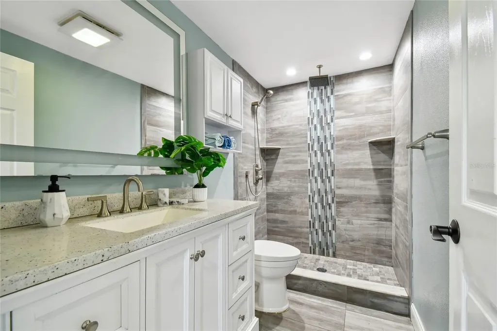 3257 Masonville Loop Holiday FL 34691