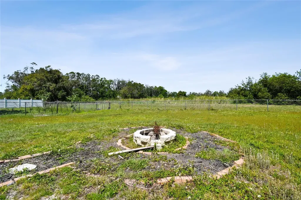 3257 Masonville Loop Holiday FL 34691