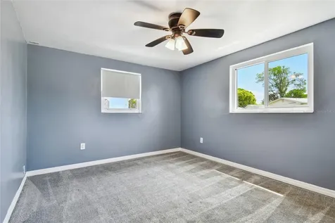 3257 Masonville Loop Holiday FL 34691