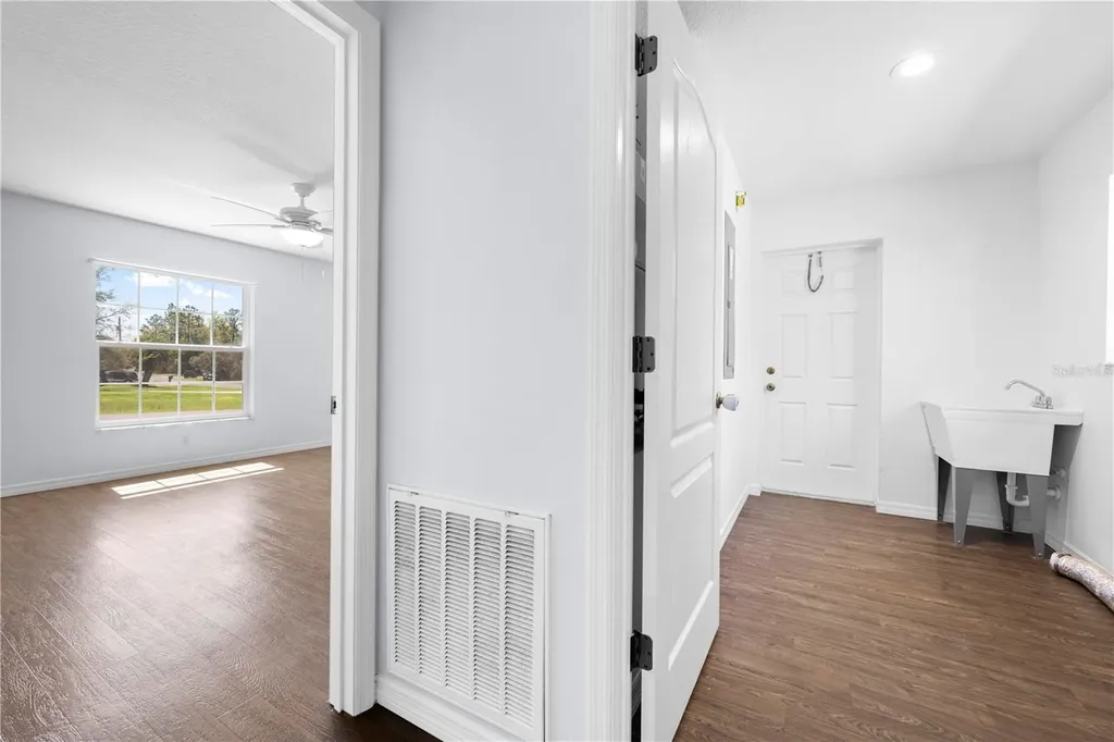 8456 N Ibsen Drive Citrus Springs FL 34434