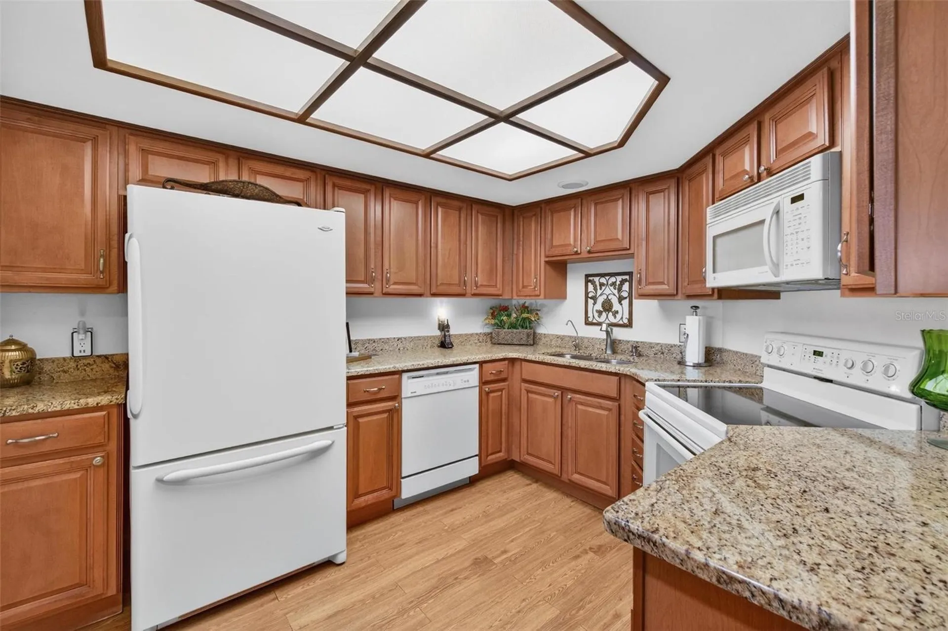 14820 Rue De Bayonne Clearwater FL 33762