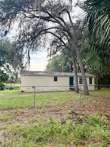 5756 NE 165th Terrace Road Silver Springs FL 34488