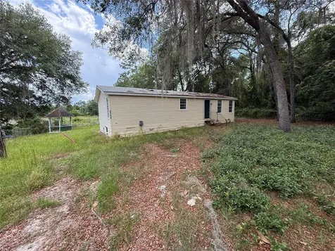 5756 NE 165th Terrace Road Silver Springs FL 34488