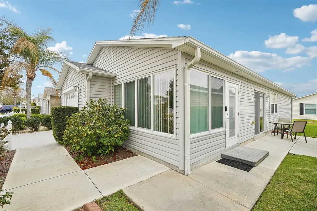 2368 Branchville Terrace The Villages FL 32162