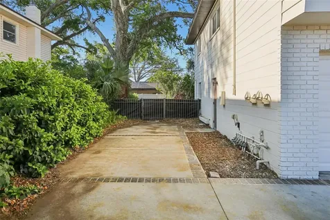 13764 86th Avenue Seminole FL 33776