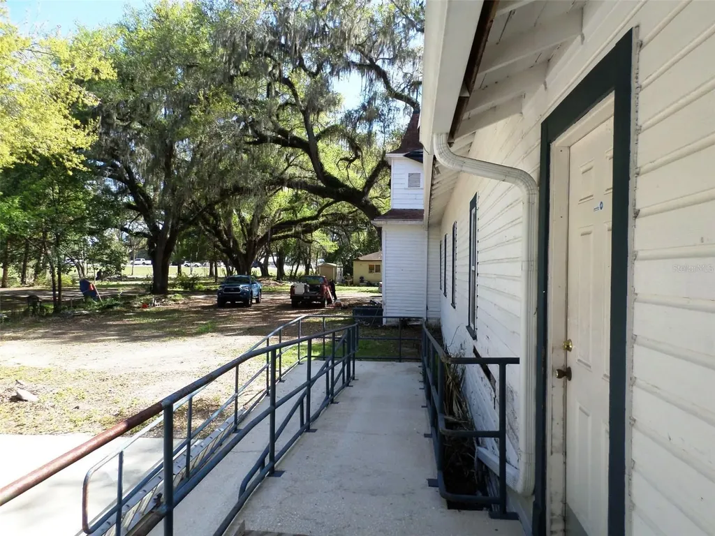 1991 W Test Court Dunnellon FL 34433