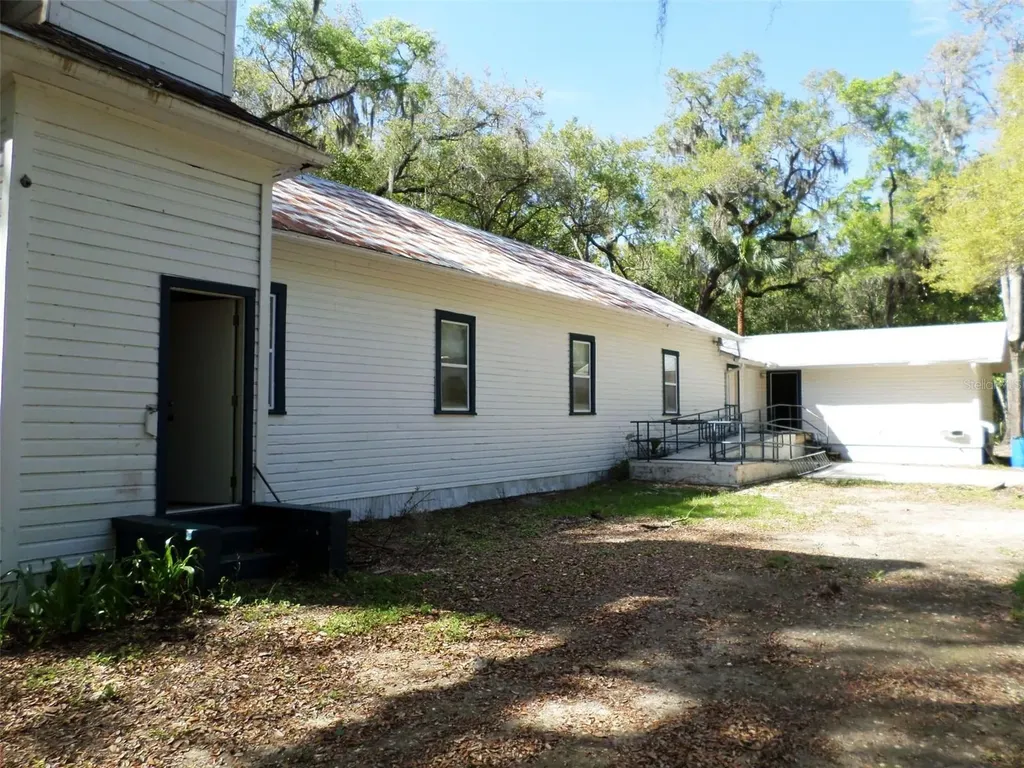 1991 W Test Court Dunnellon FL 34433
