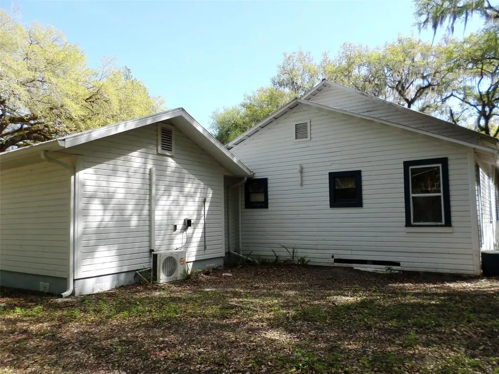 1991 W Test Court Dunnellon FL 34433