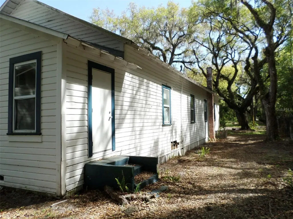 1991 W Test Court Dunnellon FL 34433