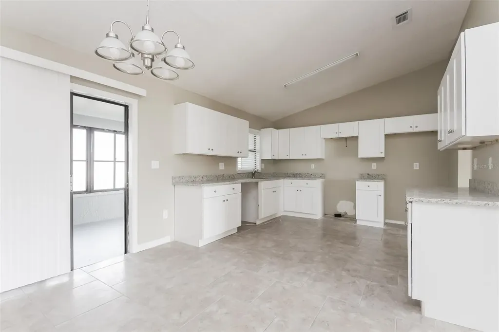 604 Basingstoke Court Kissimmee FL 34758