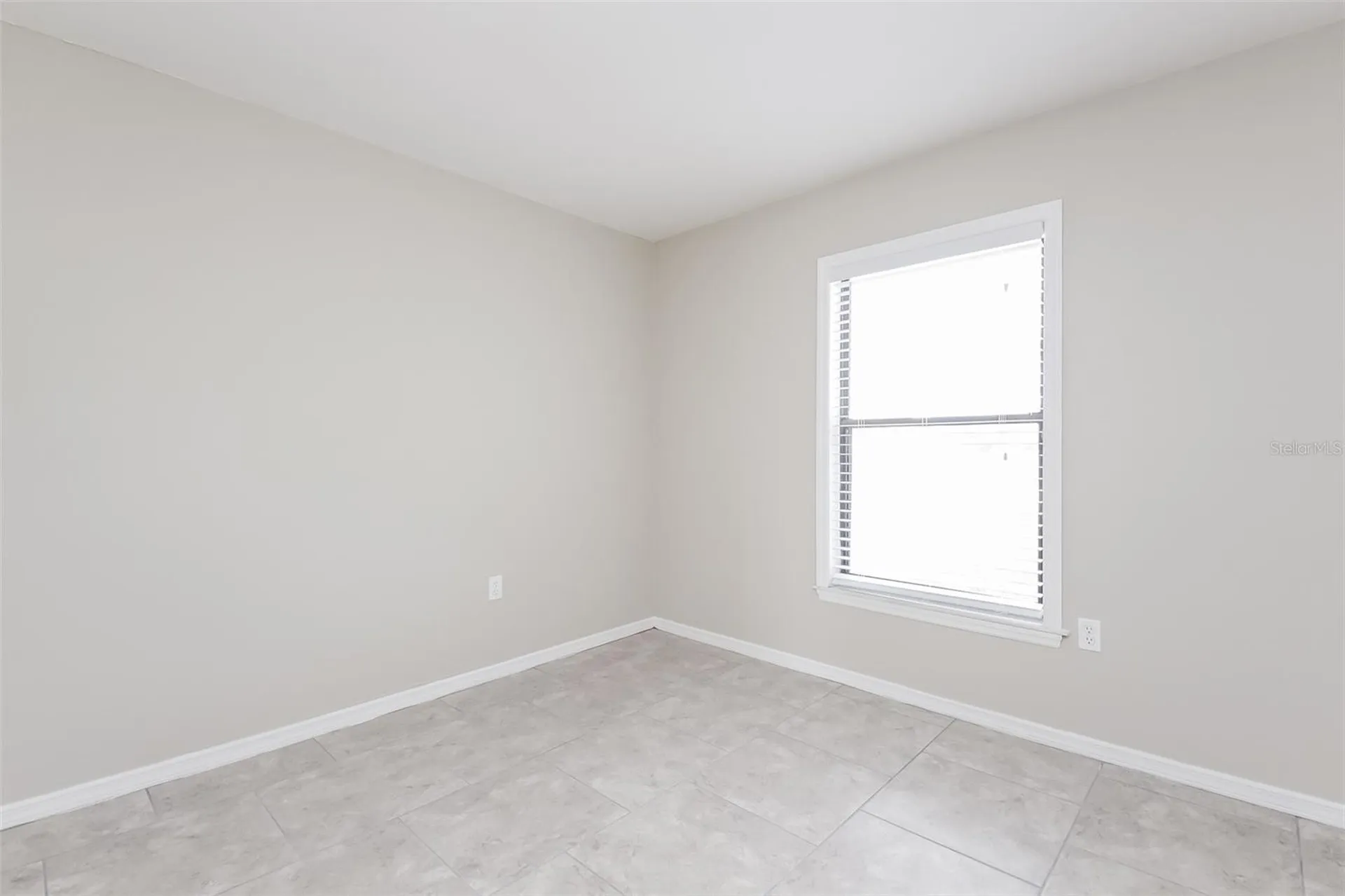604 Basingstoke Court Kissimmee FL 34758