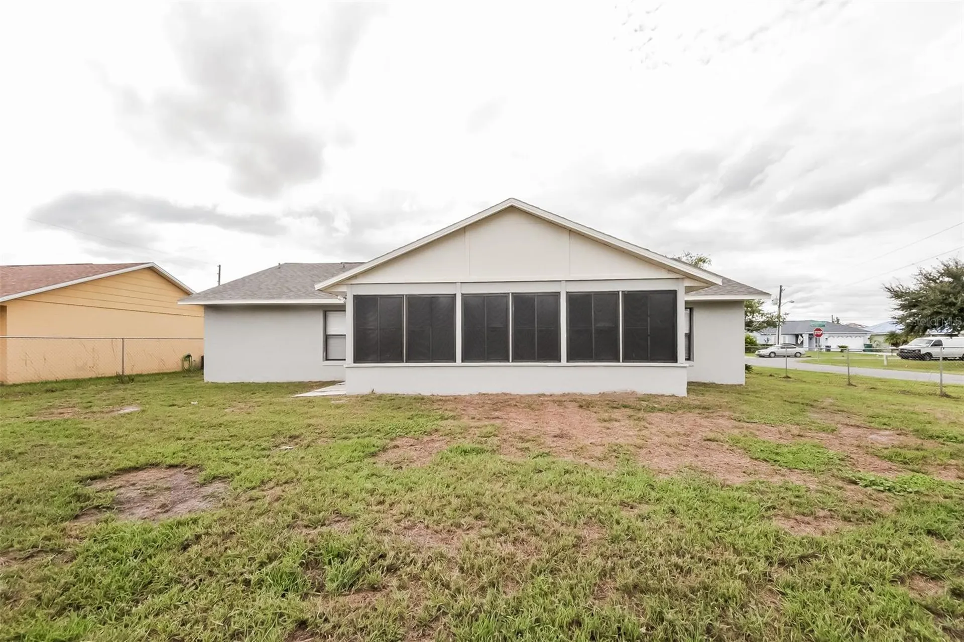 604 Basingstoke Court Kissimmee FL 34758