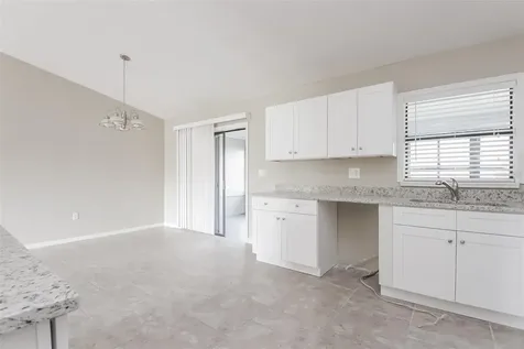 604 Basingstoke Court Kissimmee FL 34758