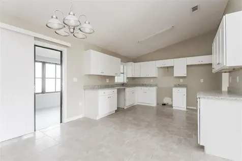 604 Basingstoke Court Kissimmee FL 34758