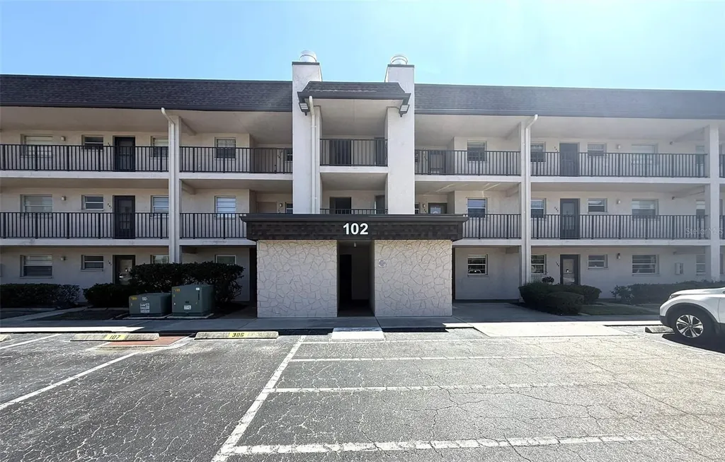 102 Capri Isles Boulevard Venice FL 34292