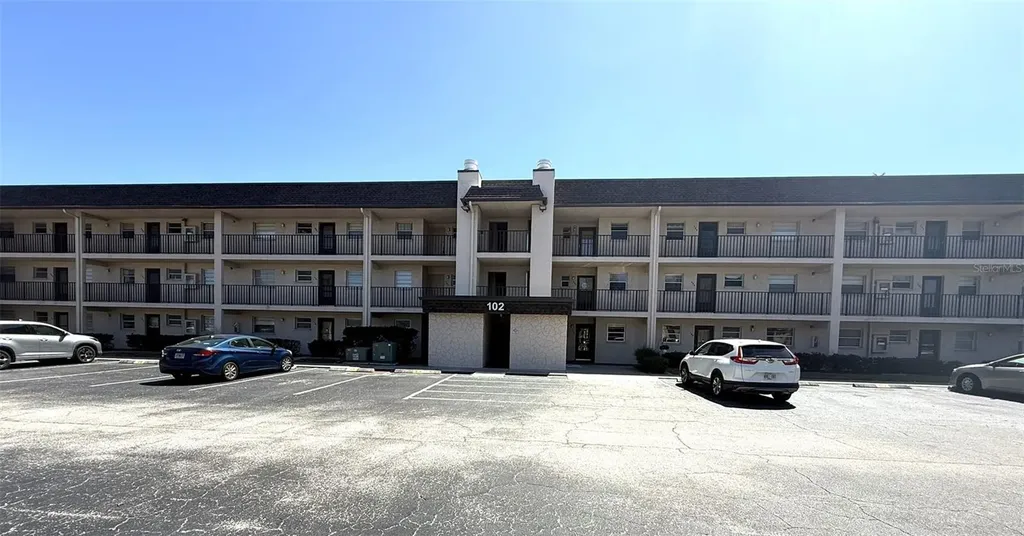 102 Capri Isles Boulevard Venice FL 34292