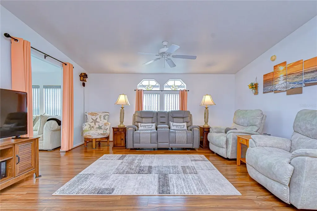37232 Neukom Avenue Zephyrhills FL 33541
