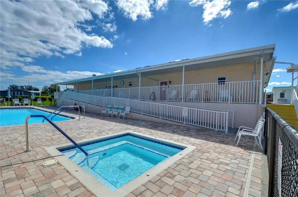 37232 Neukom Avenue Zephyrhills FL 33541