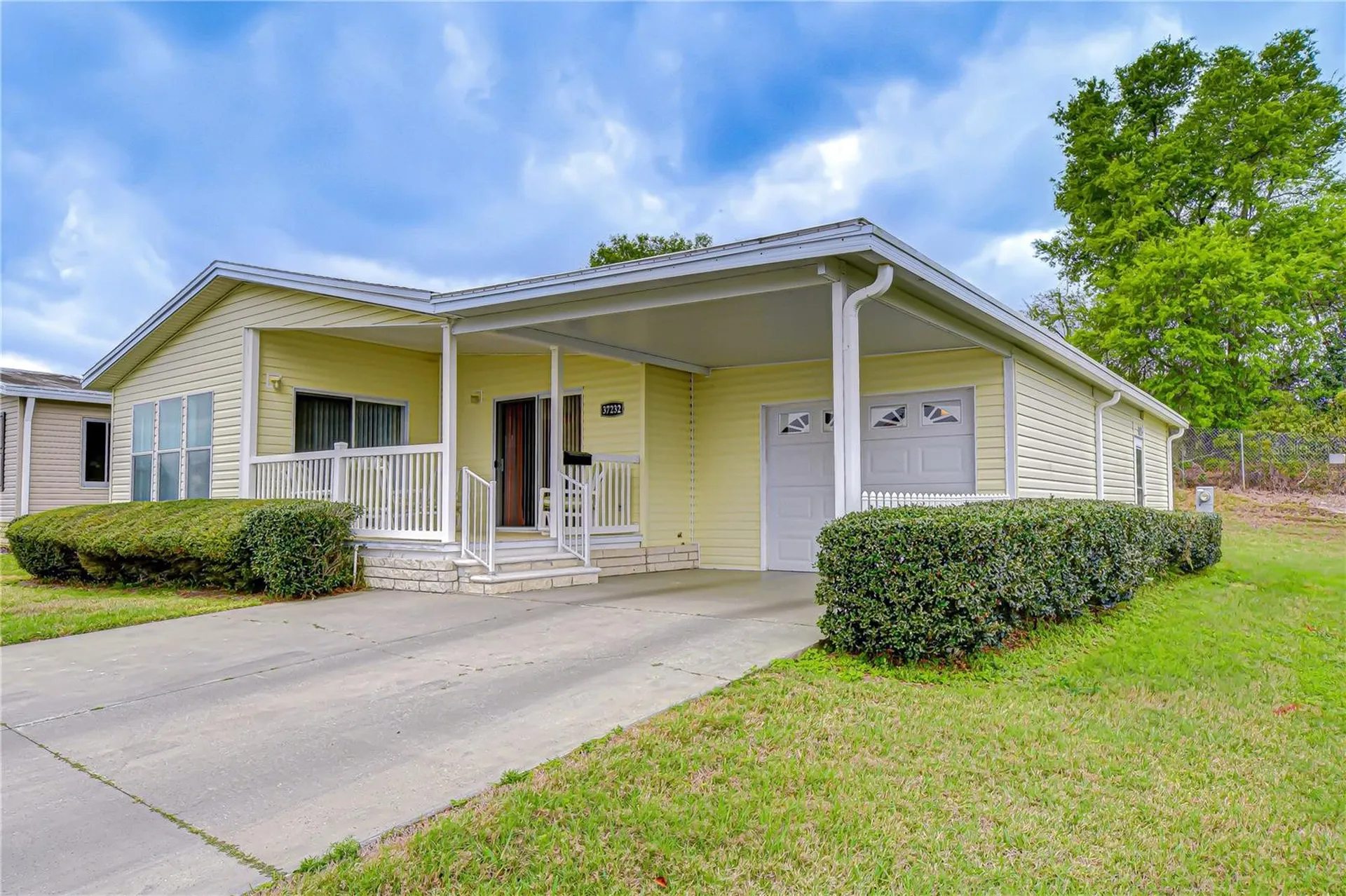 37232 Neukom Avenue Zephyrhills FL 33541