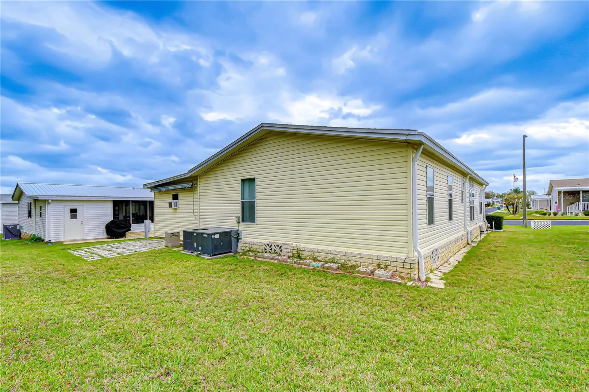 37232 Neukom Avenue Zephyrhills FL 33541