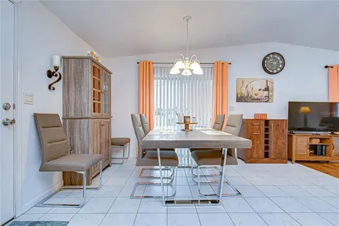 37232 Neukom Avenue Zephyrhills FL 33541