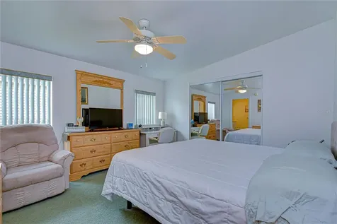 37232 Neukom Avenue Zephyrhills FL 33541