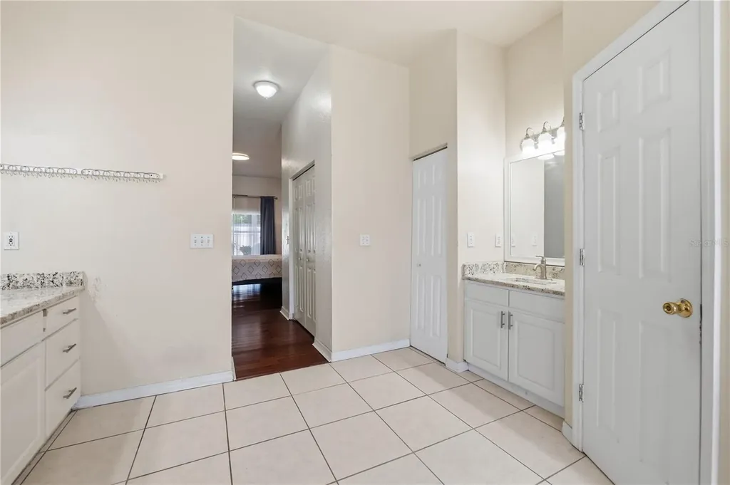 1907 W Mohawk Avenue Tampa FL 33603