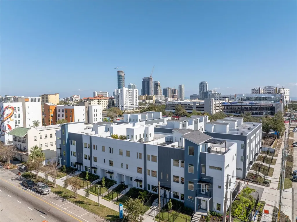 560 Drive Martin Luther King Jr Street S St Petersburg FL 33701