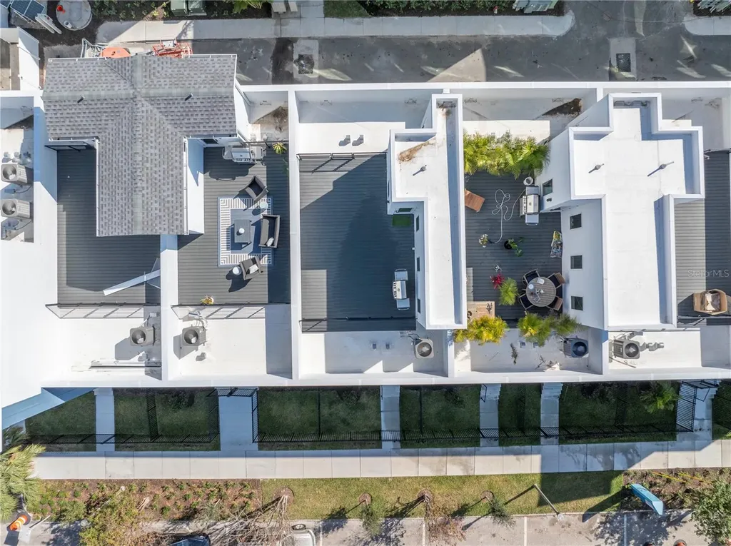 560 Drive Martin Luther King Jr Street S St Petersburg FL 33701