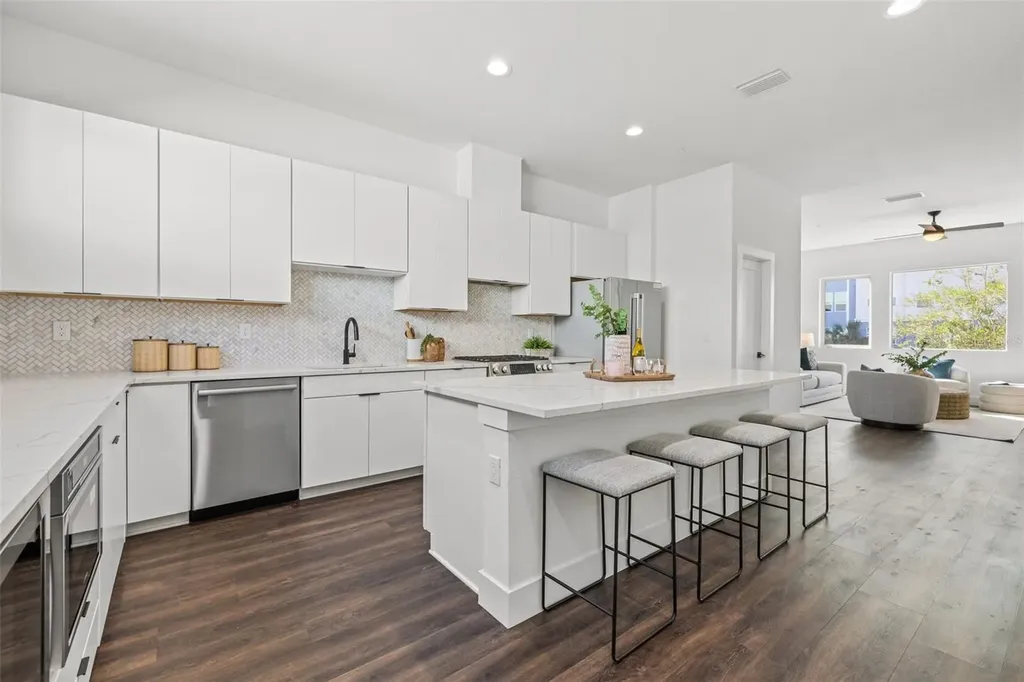 560 Drive Martin Luther King Jr Street S St Petersburg FL 33701