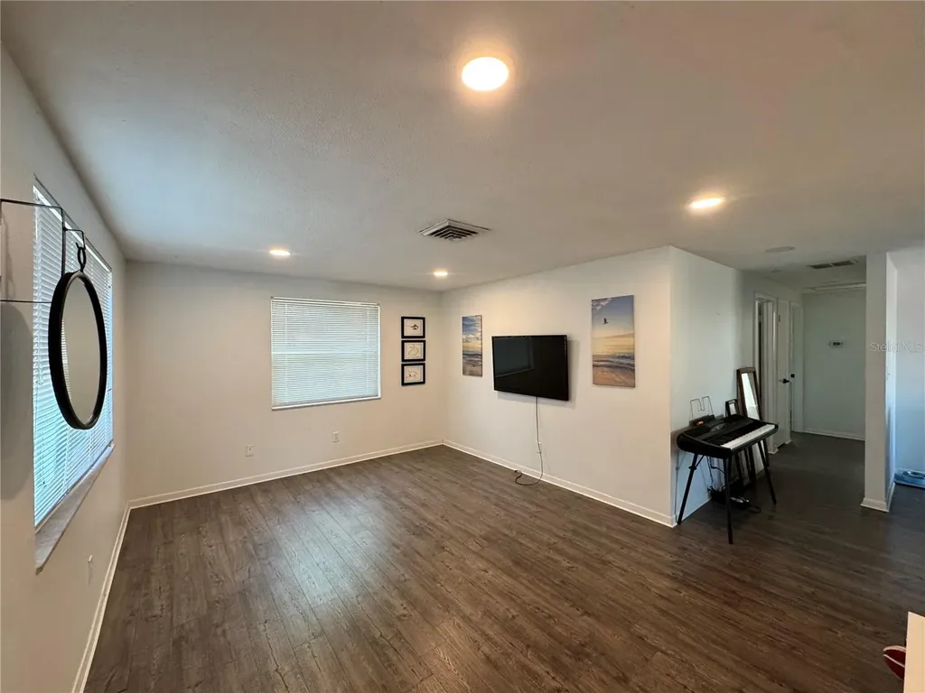 6550 3rd Avenue S St Petersburg FL 33707