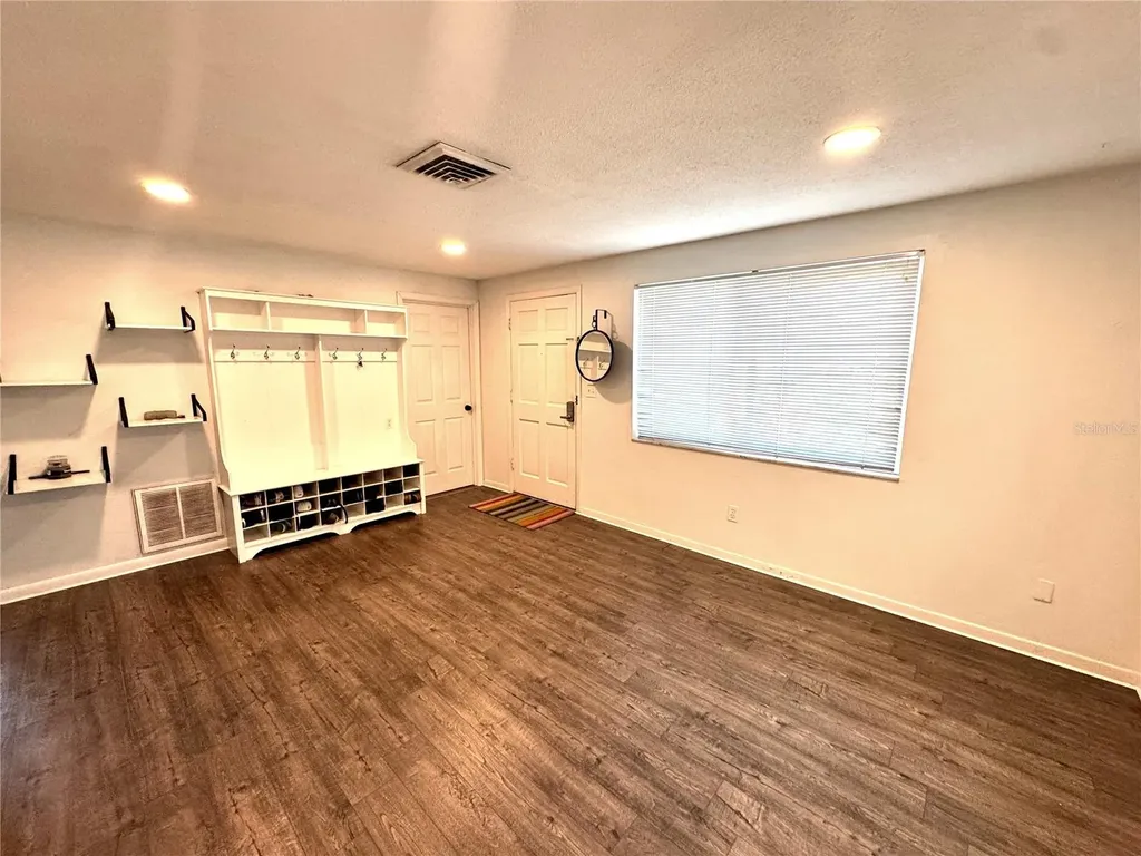 6550 3rd Avenue S St Petersburg FL 33707
