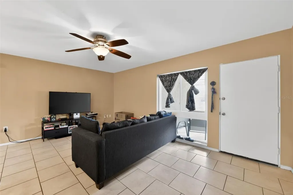 3655 Lalani Way Sarasota FL 34232