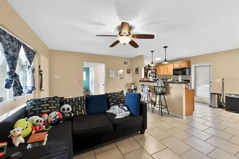 3655 Lalani Way Sarasota FL 34232