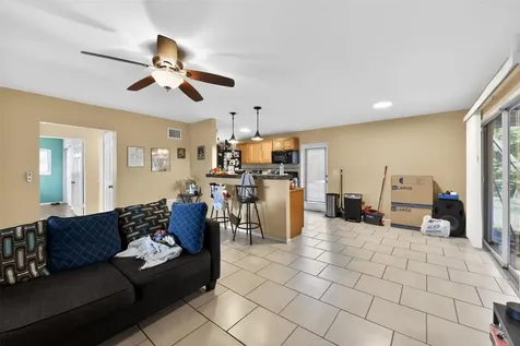 3655 Lalani Way Sarasota FL 34232