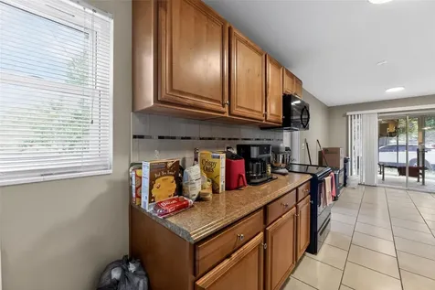 3655 Lalani Way Sarasota FL 34232
