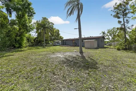 3655 Lalani Way Sarasota FL 34232