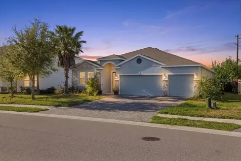 6702 Devesta Loop Palmetto FL 34221