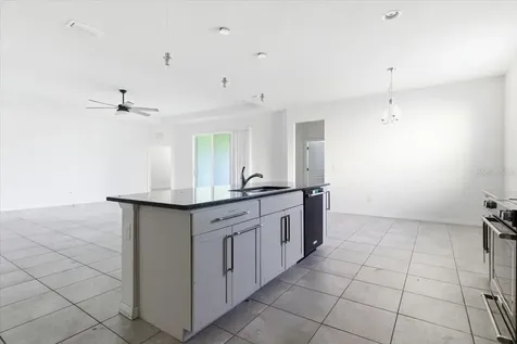 6702 Devesta Loop Palmetto FL 34221