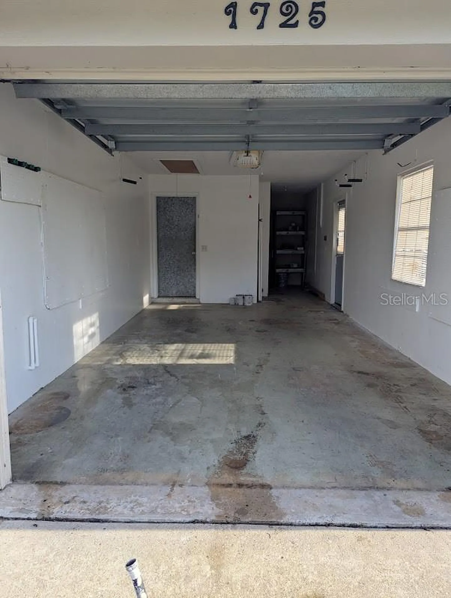 1725 Twin Oak Street Deltona FL 32725