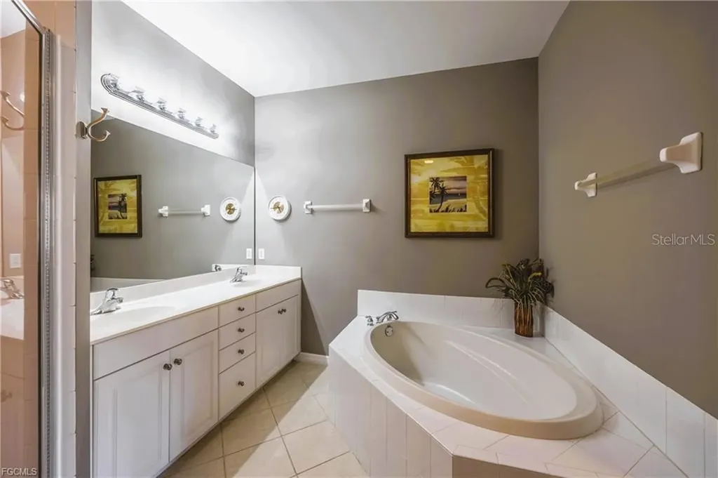 19400 Cromwell Court Fort Myers FL 33912