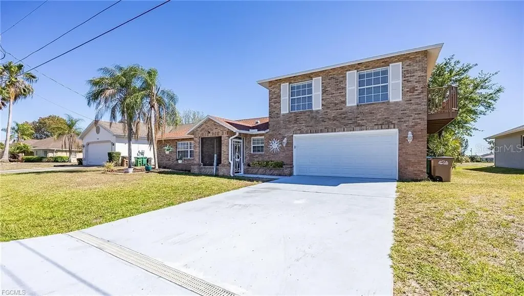 238 SE 9th Terrace Cape Coral FL 33990