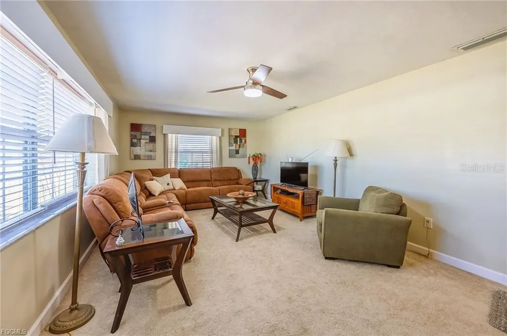 238 SE 9th Terrace Cape Coral FL 33990