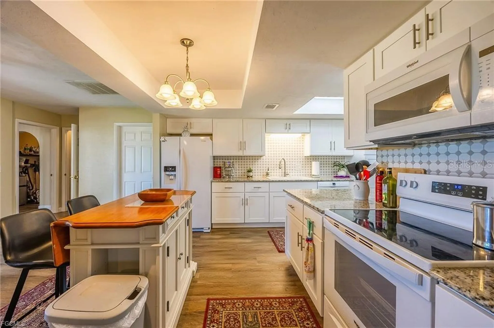 238 SE 9th Terrace Cape Coral FL 33990